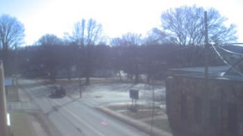 Weather camera view of Current River Career Center.