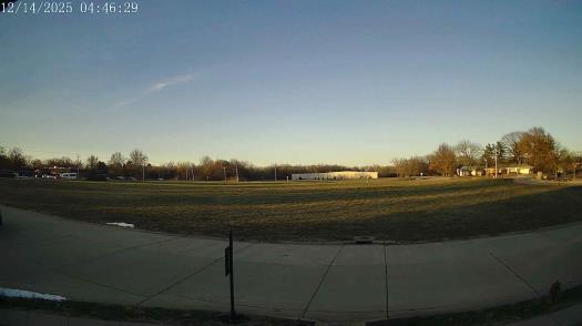 Weather camera view of The Oaks.