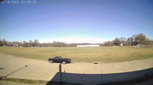 Weather camera view of The Oaks.