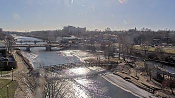 Weather camera view of City of Elgin.