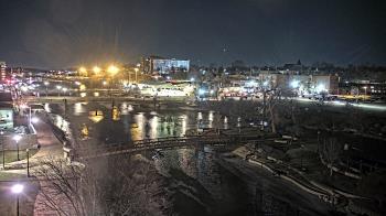 Weather camera view of City of Elgin.