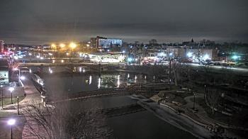 Weather camera view of City of Elgin.