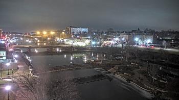 Weather camera view of City of Elgin.