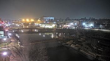 Weather camera view of City of Elgin.