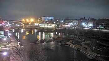 Weather camera view of City of Elgin.