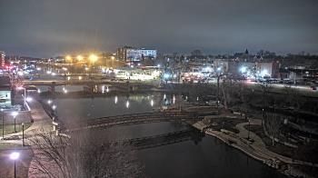 Weather camera view of City of Elgin.