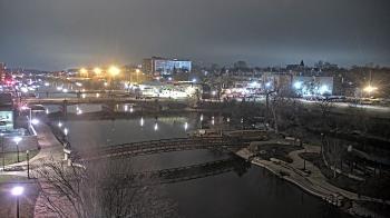 Weather camera view of City of Elgin.