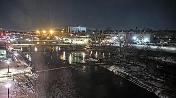 Weather camera view of City of Elgin.