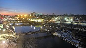 Weather camera view of City of Elgin.