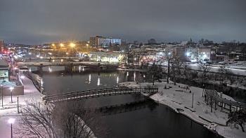 Weather camera view of City of Elgin.