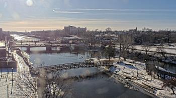 Weather camera view of City of Elgin.