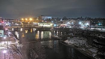 Weather camera view of City of Elgin.