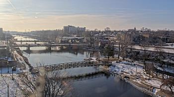 Weather camera view of City of Elgin.