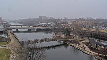 Weather camera view of City of Elgin.