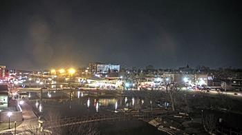 Weather camera view of City of Elgin.