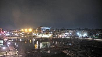 Weather camera view of City of Elgin.