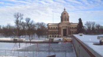 Weather camera view of Ellendale HS.