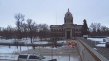 Weather camera view of Ellendale HS.