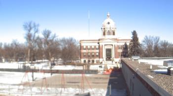 Weather camera view of Ellendale HS.