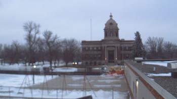 Weather camera view of Ellendale HS.
