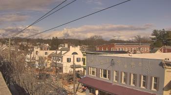 Weather camera view of Elizabethtown Public Library.