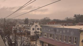 Weather camera view of Elizabethtown Public Library.
