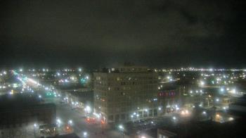Weather camera view of First National Bank-Hutchinson.