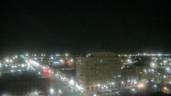 Weather camera view of First National Bank-Hutchinson.