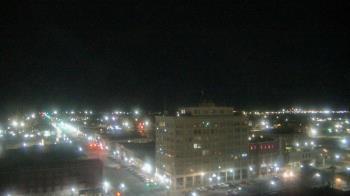 Weather camera view of First National Bank-Hutchinson.