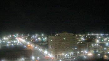 Weather camera view of First National Bank-Hutchinson.