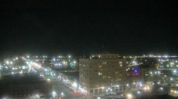 Weather camera view of First National Bank-Hutchinson.