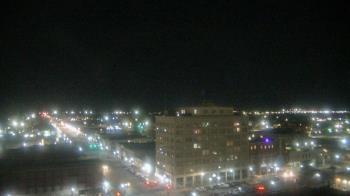 Weather camera view of First National Bank-Hutchinson.