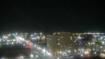 Weather camera view of First National Bank-Hutchinson.