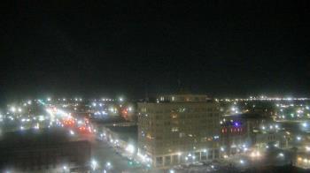 Weather camera view of First National Bank-Hutchinson.
