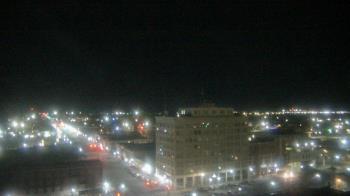 Weather camera view of First National Bank-Hutchinson.