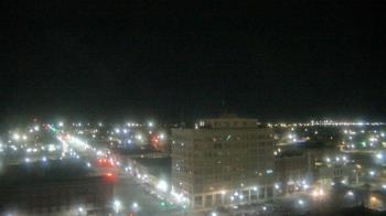 Weather camera view of First National Bank-Hutchinson.