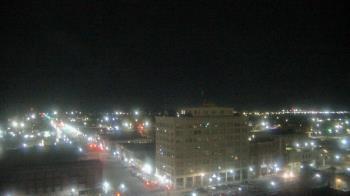Weather camera view of First National Bank-Hutchinson.