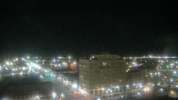 Weather camera view of First National Bank-Hutchinson.