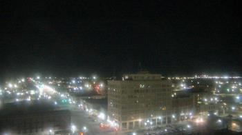 Weather camera view of First National Bank-Hutchinson.