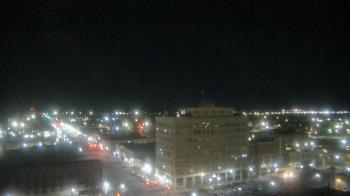 Weather camera view of First National Bank-Hutchinson.