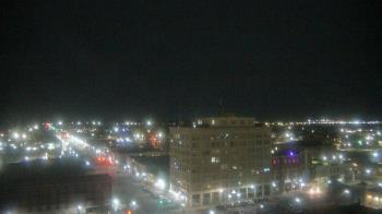 Weather camera view of First National Bank-Hutchinson.