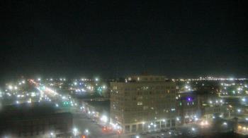 Weather camera view of First National Bank-Hutchinson.