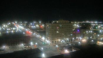 Weather camera view of First National Bank-Hutchinson.
