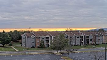 Weather camera view of Crestwood MS.