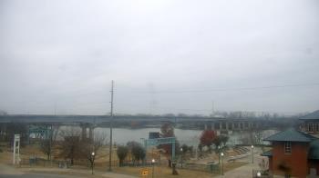 Weather camera view of Miss Lauras.