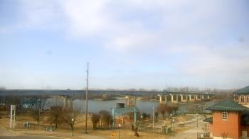 Weather camera view of Miss Lauras.