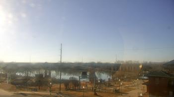 Weather camera view of Miss Lauras.