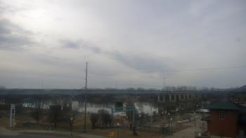 Weather camera view of Miss Lauras.