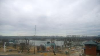 Weather camera view of Miss Lauras.