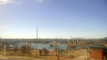 Weather camera view of Miss Lauras.